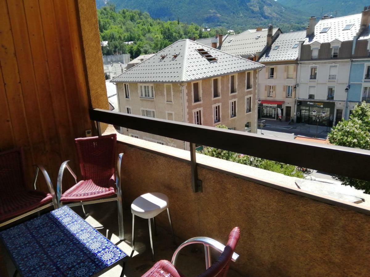 Appartement 4 Personnes A 500M Des Telecabines Briancon  Exterior photo